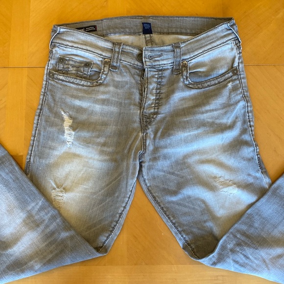 True Religion Rocco Relaxed Skinny Jeans - Picture 3 of 8